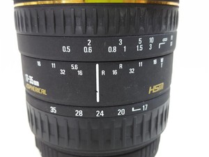 Thumbnail image of Sigma 17-35mm 1:2.8-4 Ø 82 Zoom Aspherical Lens HSM for Canon AF
