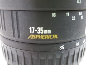 Thumbnail image of Sigma 17-35mm 1:2.8-4 Ø 82 Zoom Aspherical Lens HSM for Canon AF