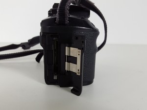 Thumbnail image of Canon EOS D30 Digital Camera & Charger + 2 Spare Battery Packs