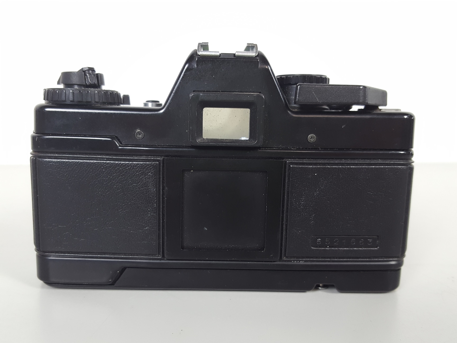 Image of Lot of 3 Vintage Film Cameras Practika L & BC 1 & Canon EOS 10
