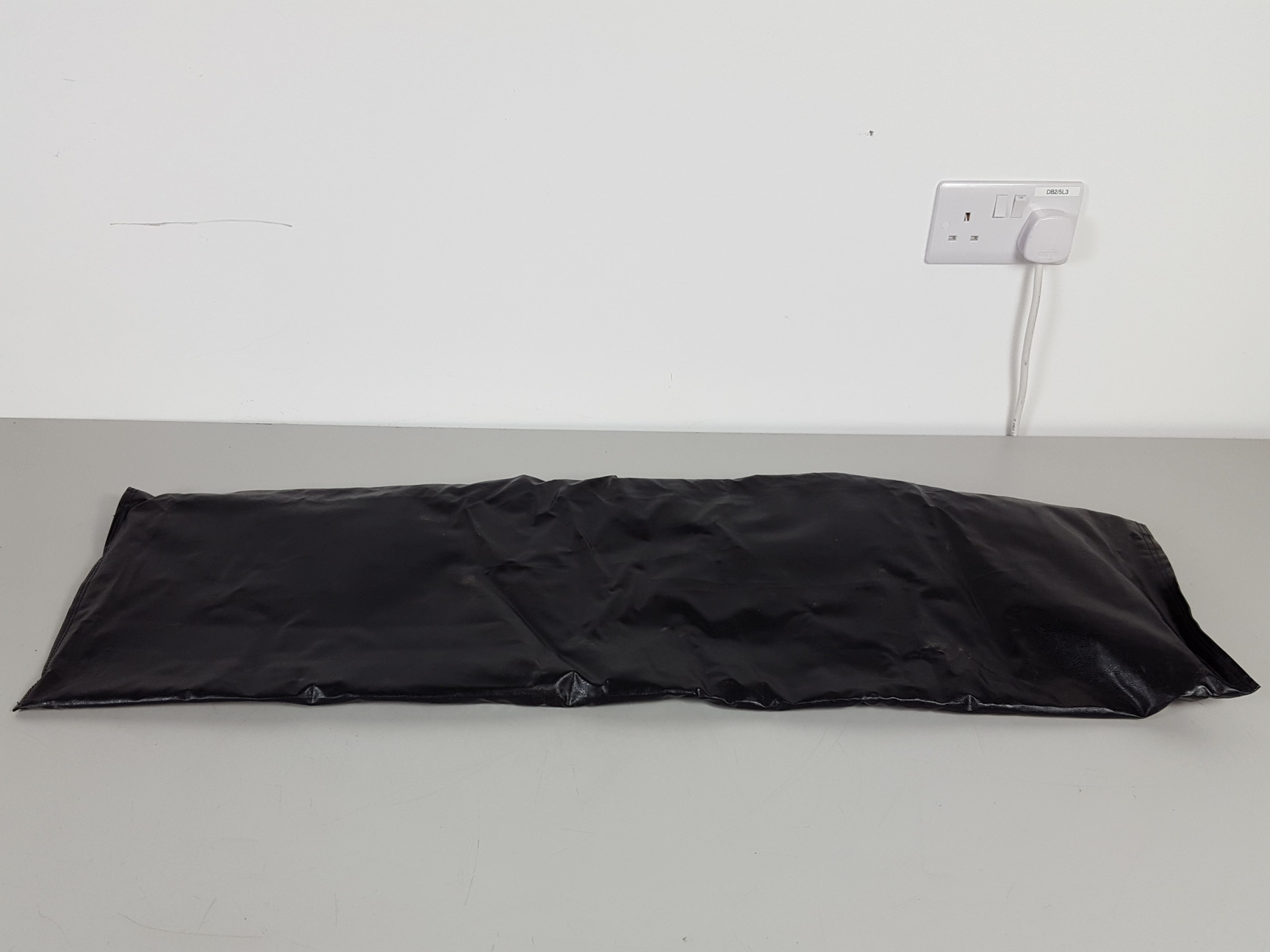 Image of Harkins Screens Easi-Rect Rear Projection Stand and Screen 12' x 6'11" 366x274cm