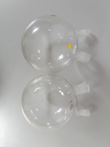 Thumbnail image of Job Lot Jointed Lab Glassware, Round Bottomed Flasks, Condensers, Chemistry