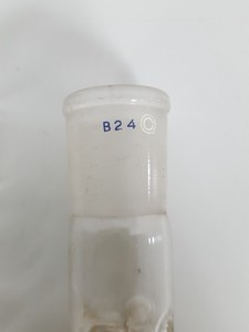 Thumbnail image of Job Lot Jointed Lab Glassware, Round Bottomed Flasks, Condensers, Chemistry