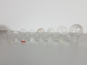 Thumbnail image of Job Lot Jointed Lab Glassware, Round Bottomed Flasks, Condensers, Chemistry