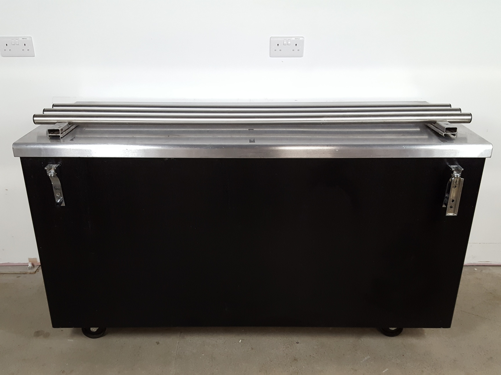 Image of Victor Catering Foodservice Servery Counter Unit + Tray Slider 