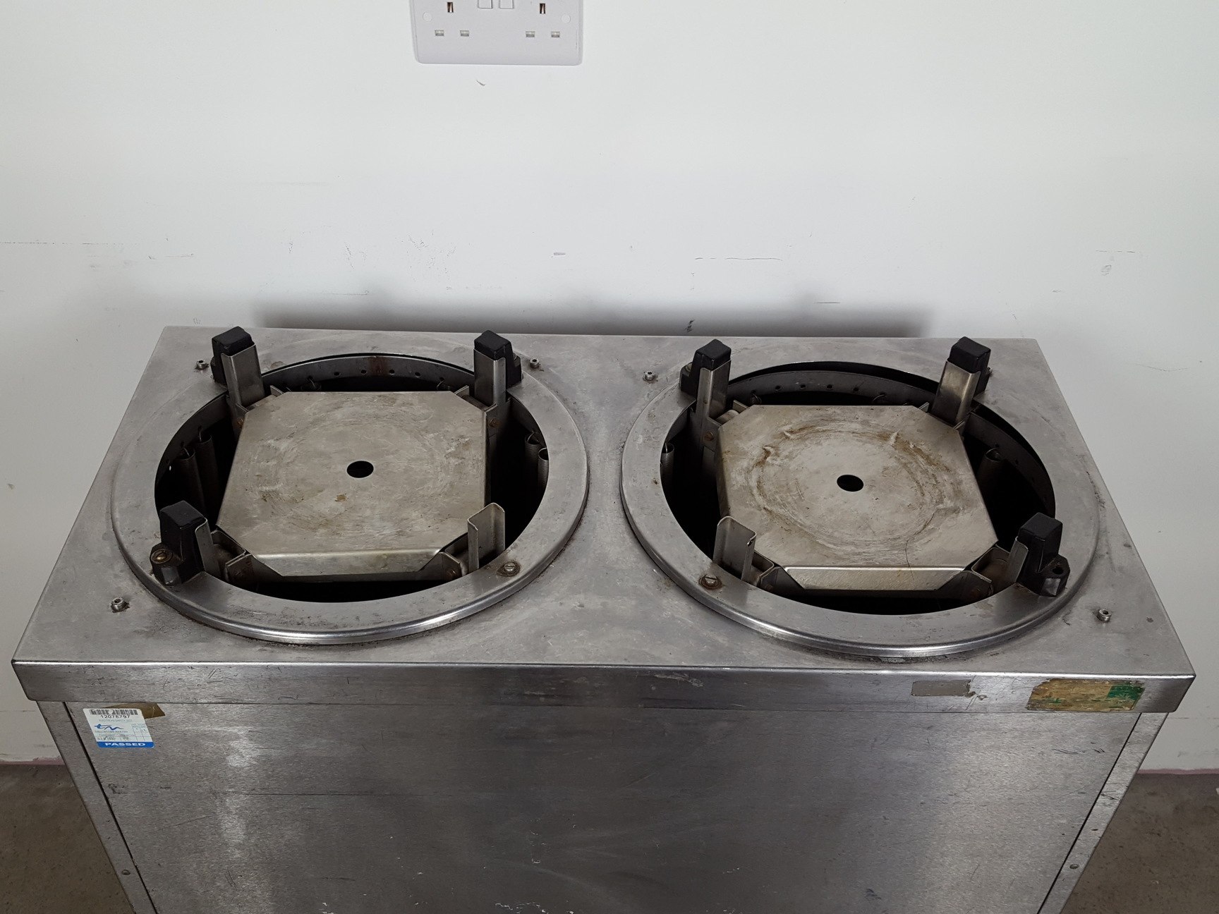 Image of Victor PD2 Heated Double Plate Dispenser Warmer Commercial Catering