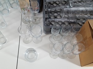 Thumbnail image of 211 x Mixed Commercial Bar Glasses - Branded, Beer, Wine, Pint, Half-Pint
