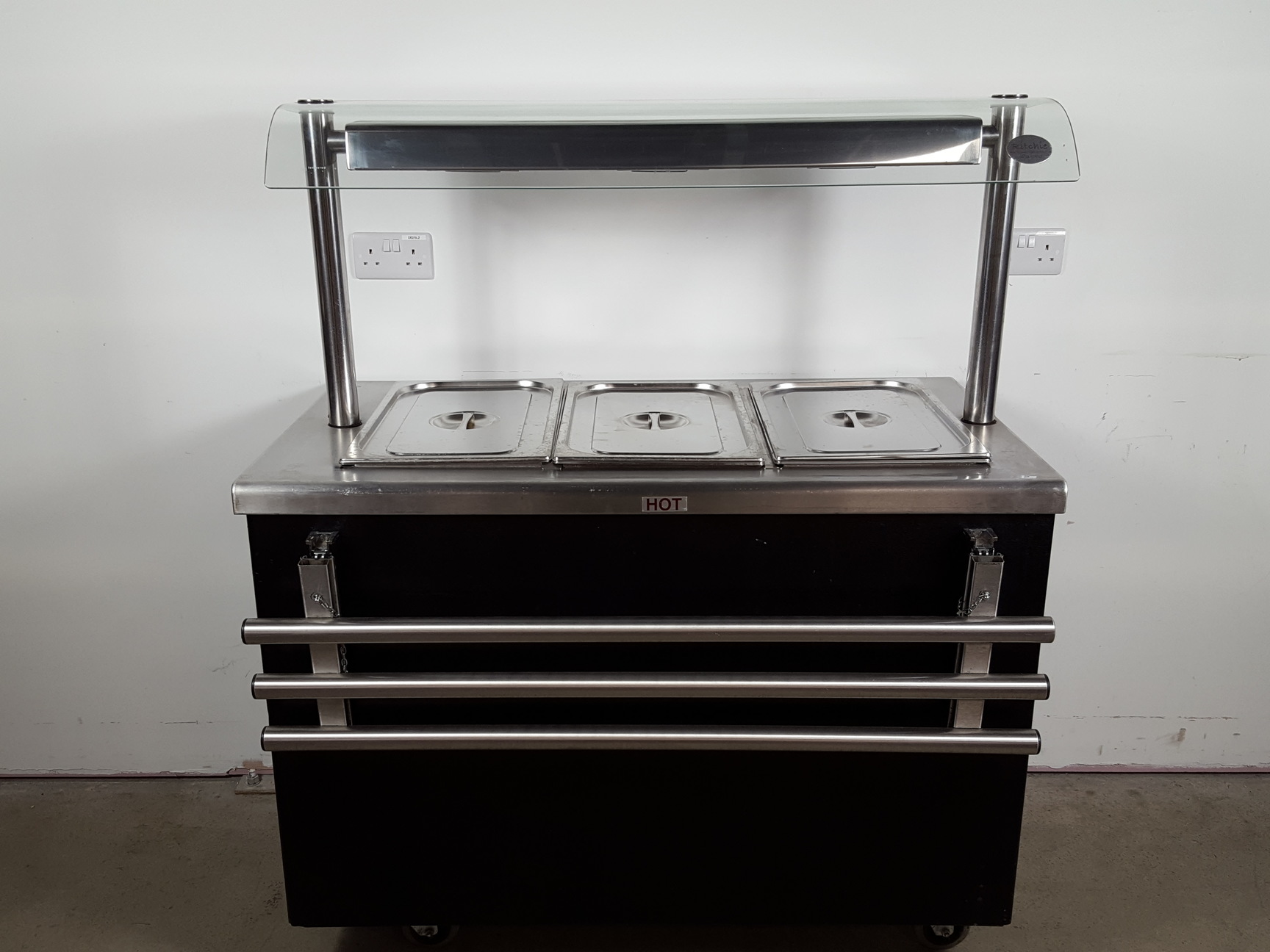 Image of Victor Caribbean Bain-Marie Hot Cupboard With Heated Gantry CARIB2.312Q
