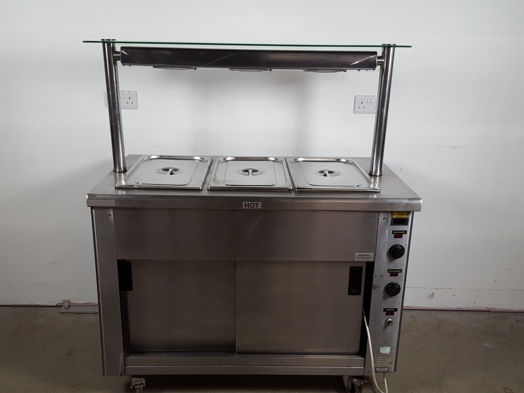 Image of Victor Caribbean Bain-Marie Hot Cupboard With Heated Gantry CARIB2.312Q