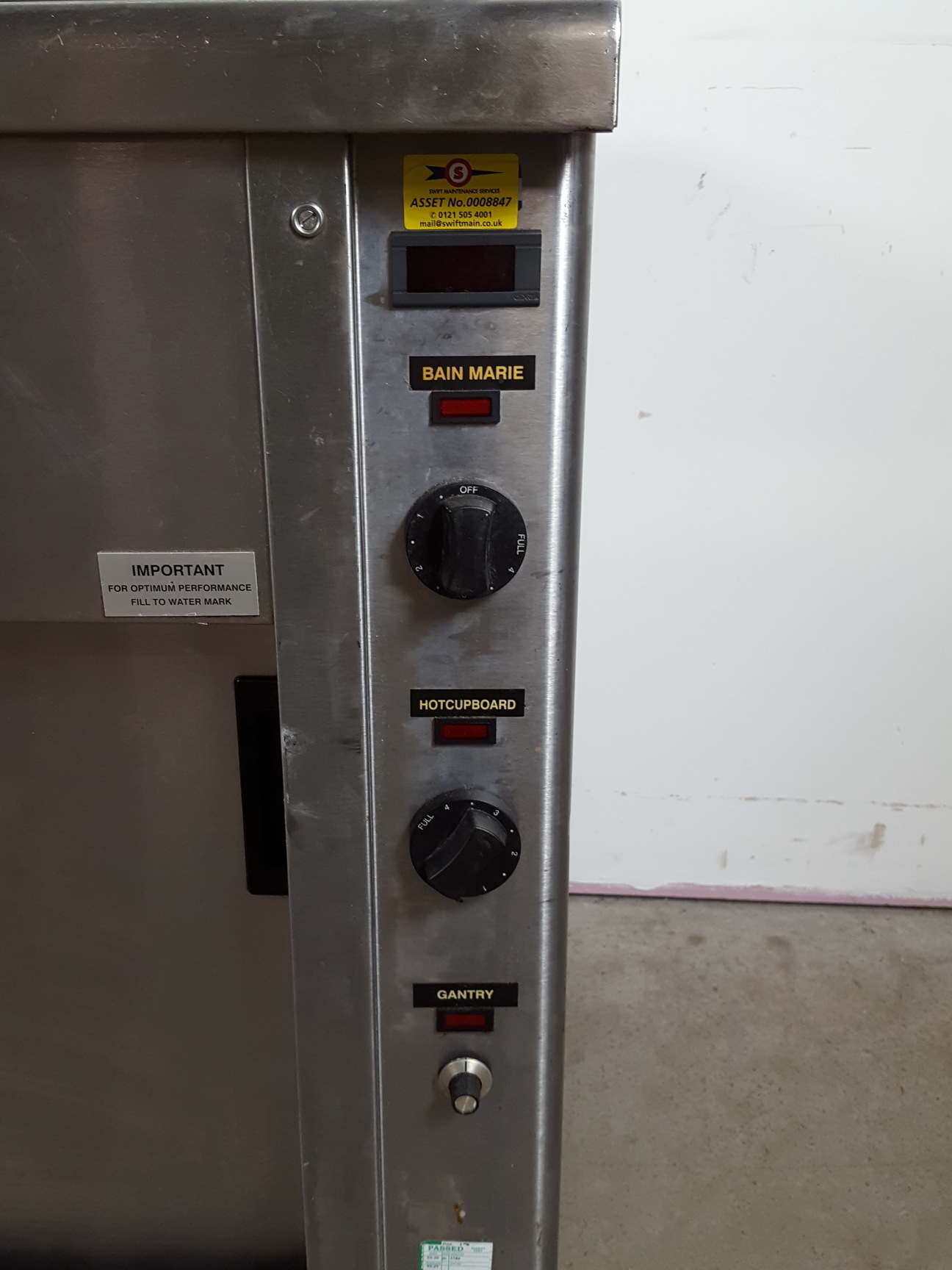Image of Victor Caribbean Bain-Marie Hot Cupboard With Heated Gantry CARIB2.312Q