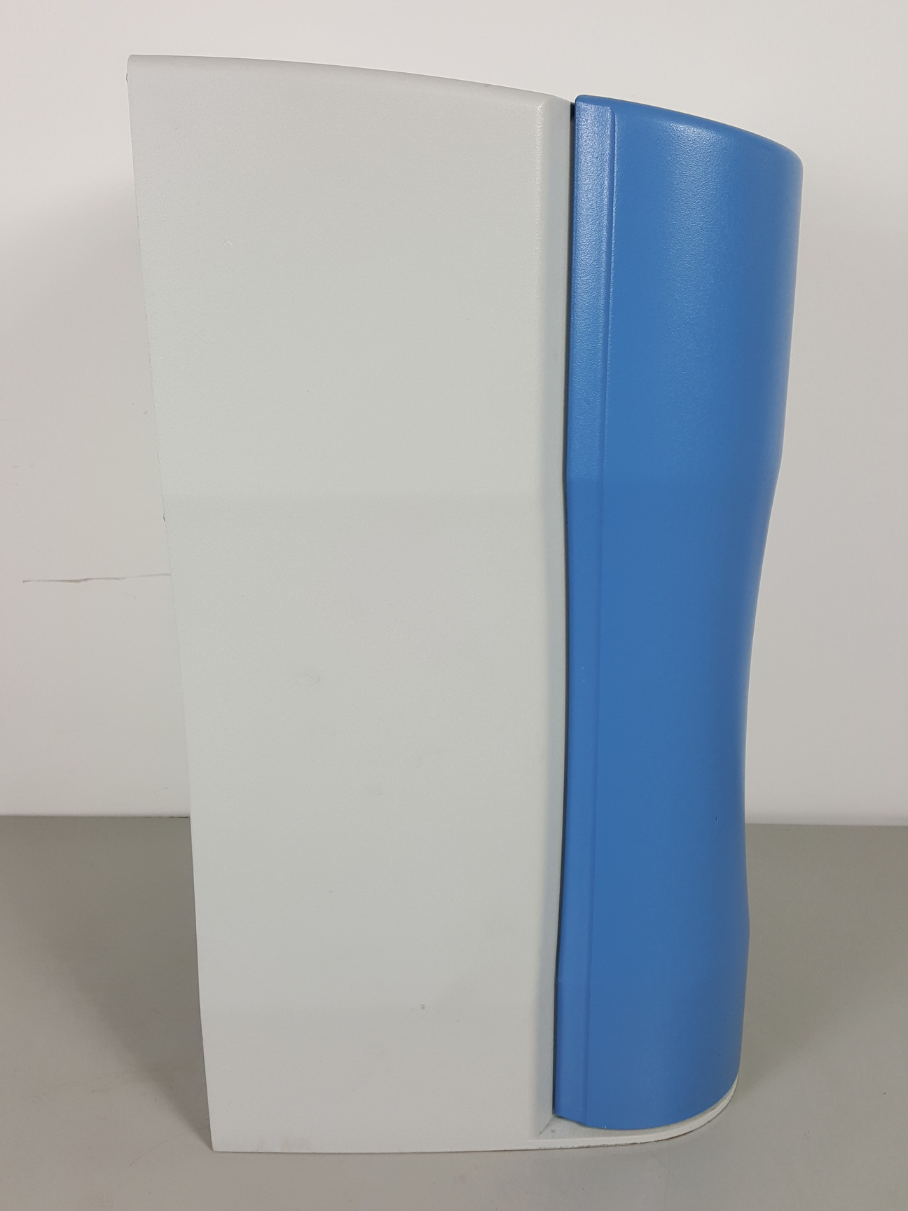 Image of Thermo Scientific Barnstead Pacific TII20 UV Water Purification System 60L Lab