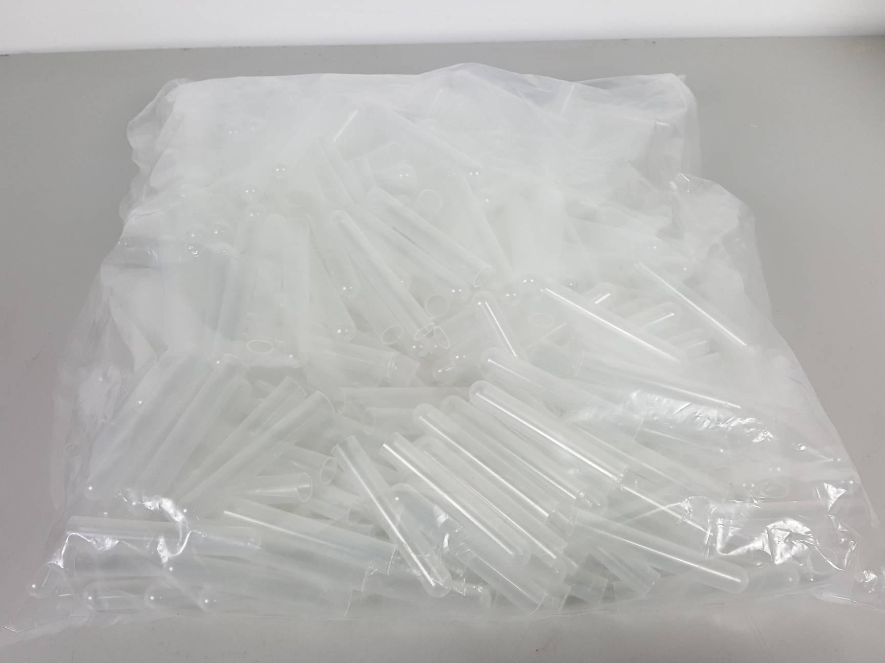 Image of 3500 x VWR 5ml Round Bottom Polypropylene Test Tubes Without Caps Lab