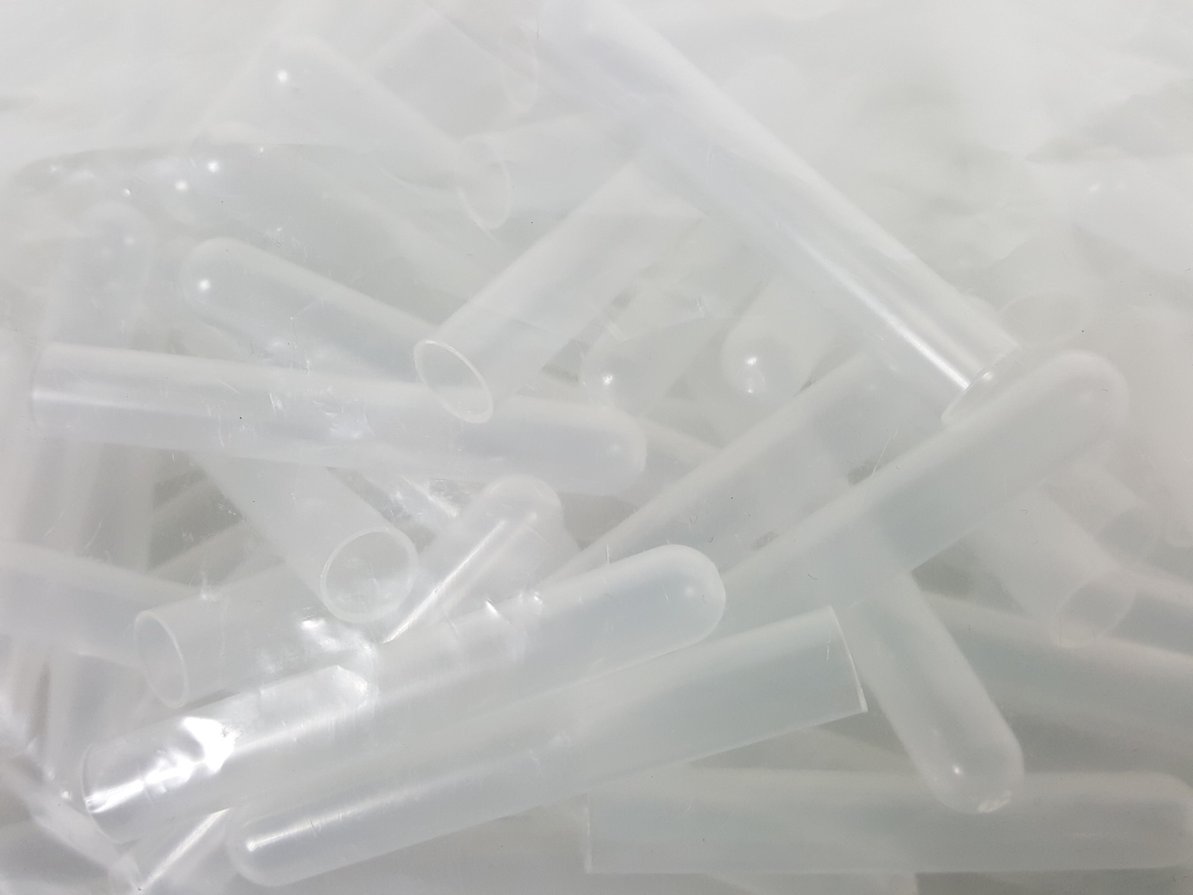 Image of 3500 x VWR 5ml Round Bottom Polypropylene Test Tubes Without Caps Lab
