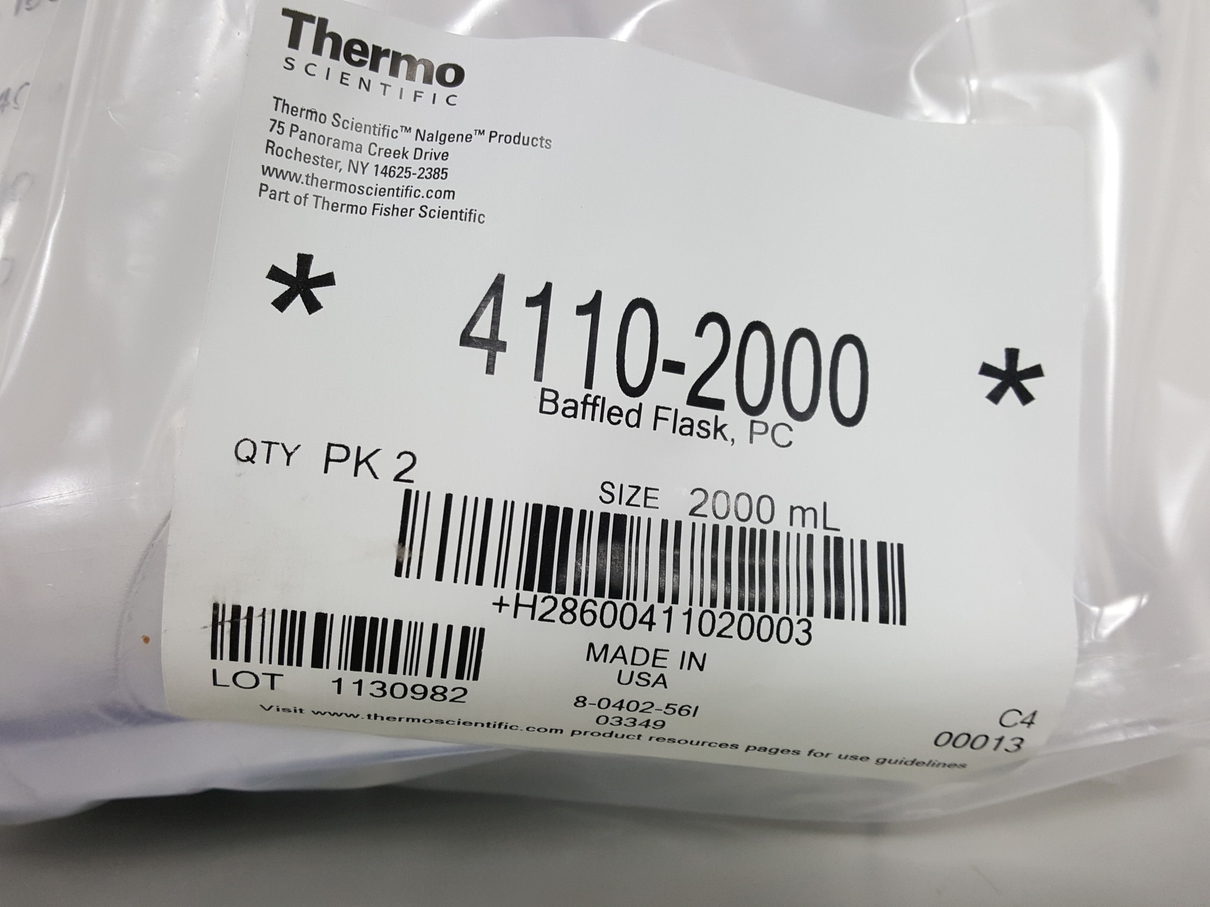 Image of 4 x Thermo Scientific 2000ml 2L Baffled Erlenmeyer Flasks PC Lab 4110-2000