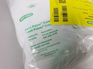 Thumbnail image of 50 x Bio-Rad Gene Pulser/MicroPulser Electroporation Cuvettes, 0.2 cm 1652086 