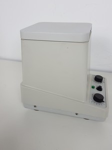 Thumbnail image of Eppendorf Centrifuge 5415 C 14000rpm Microcentrifuge w/  Rotor Lab