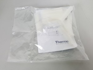 Thumbnail image of 4 x Eppendorf New Brunswick Flask Holders ACE-2000S Lab Clamps 2L Erlenmeyer 