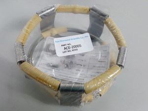 Thumbnail image of 5 x New Brunswick Scientific Eppendorf 2l Erlenmeyer Flask Clamps ACE-2000S Lab