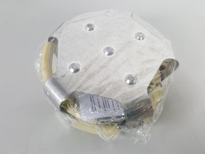 Thumbnail image of 5 x New Brunswick Scientific Eppendorf 2l Erlenmeyer Flask Clamps ACE-2000S Lab