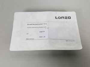 Thumbnail image of 2 Pcs Lonza 16-Well Nucleocuvette Strips Lab 1080779