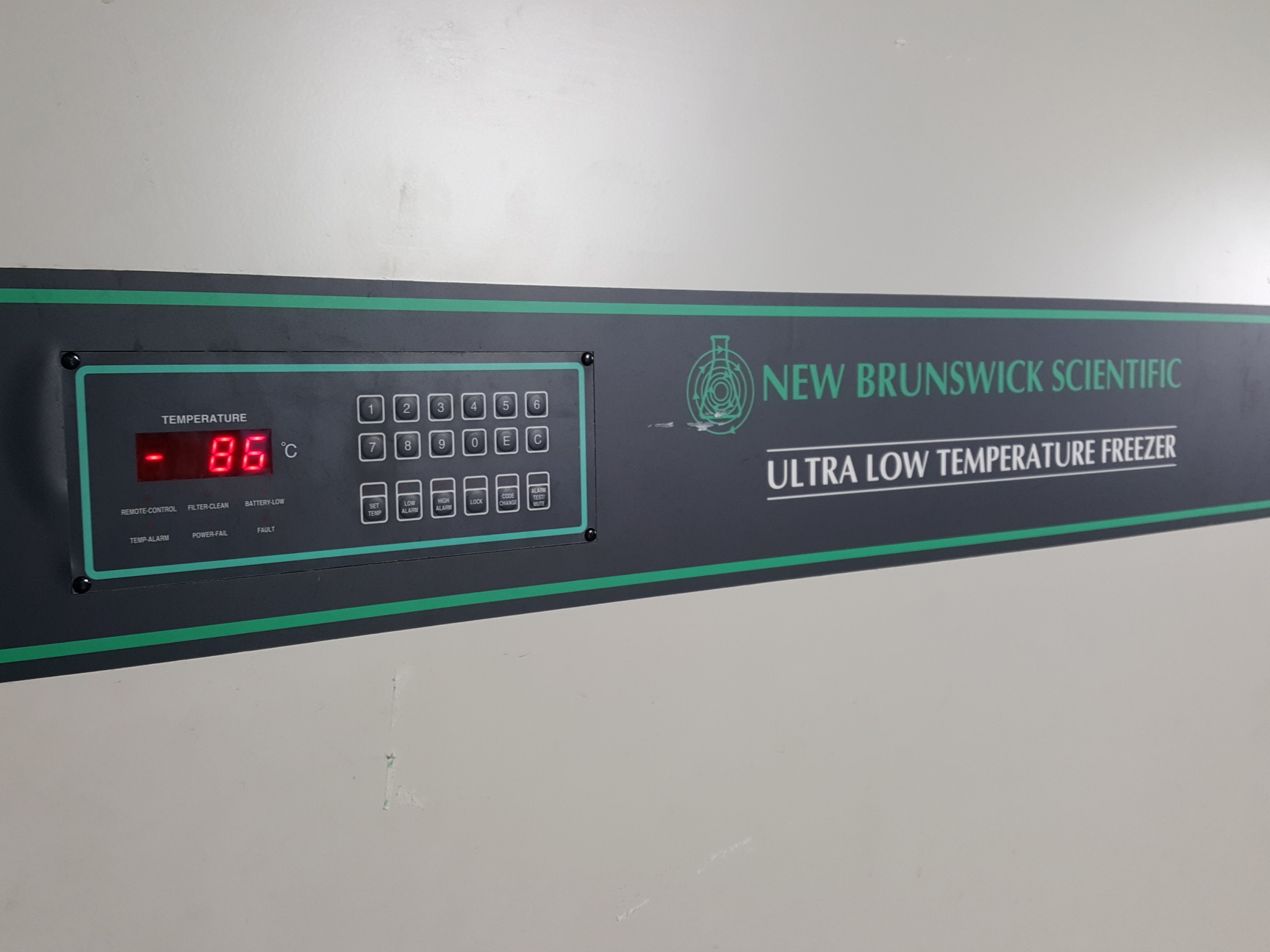 Image of New Brunswick -86 Ultra Low Temperature Freezer Model - U725 -86 G Innova