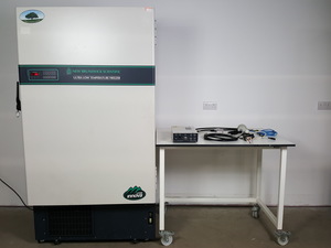 Thumbnail image of New Brunswick -86 Ultra Low Temperature Freezer Model - U725 -86 G Innova
