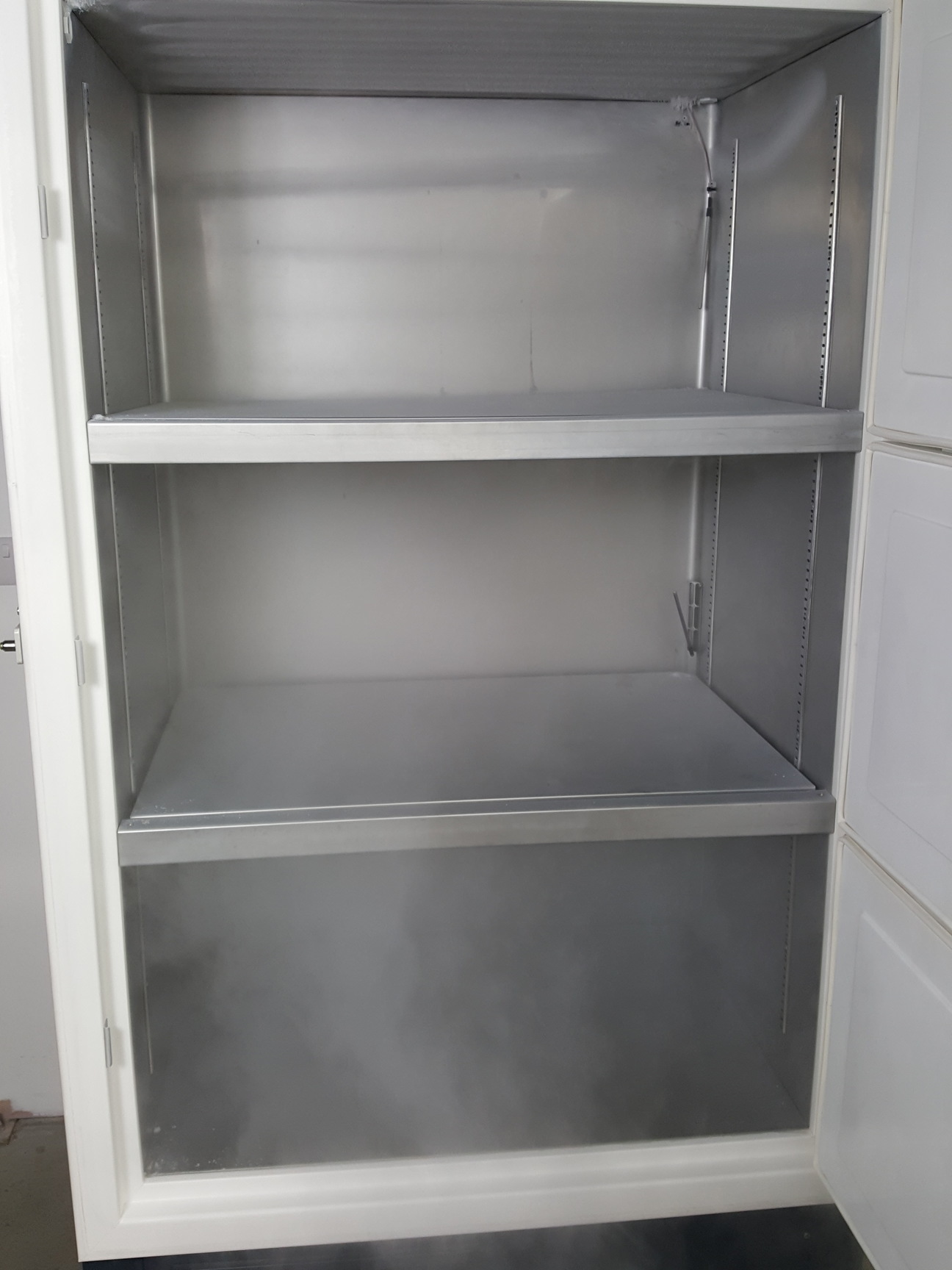 Image of New Brunswick -86 Ultra Low Temperature Freezer U725 -86