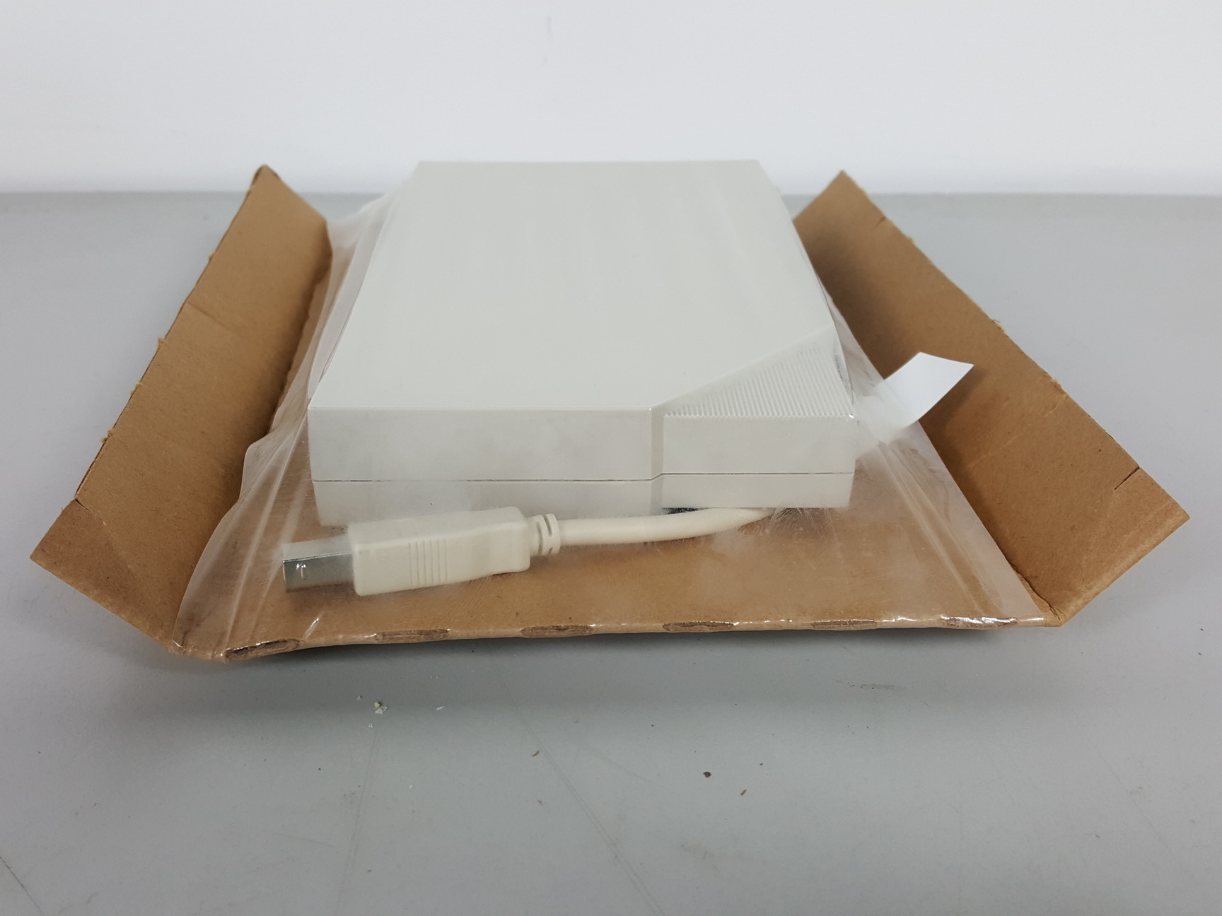 Image of Inside Out Networks Edgeport 4 Port USB to Serial Converter Part no. 301-1000-04