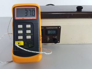 Thumbnail image of Jones Chromatography HPLC Column Block Heater Model 7970 with Blocks Lab