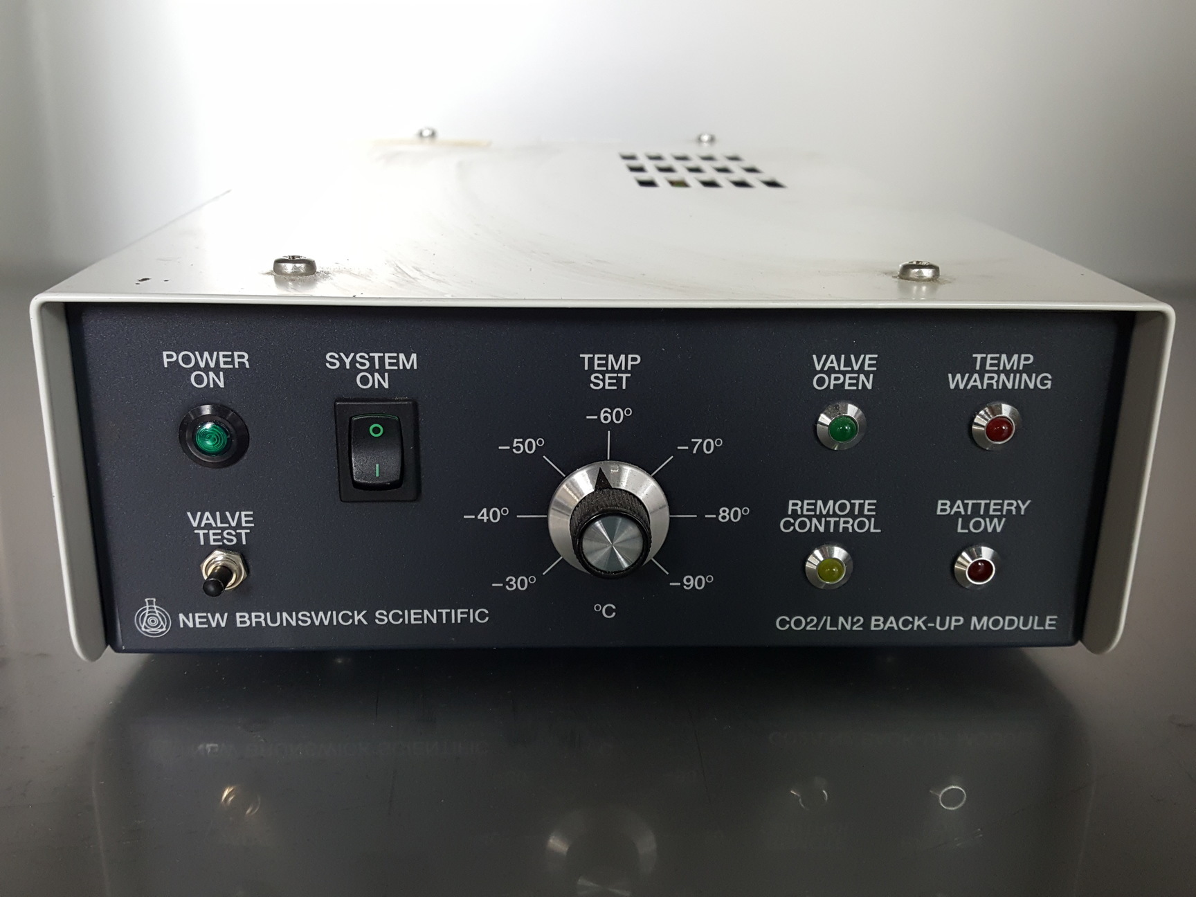 Image of New Brunswick Scientific Ultra Low Temperature Freezer U725 -86