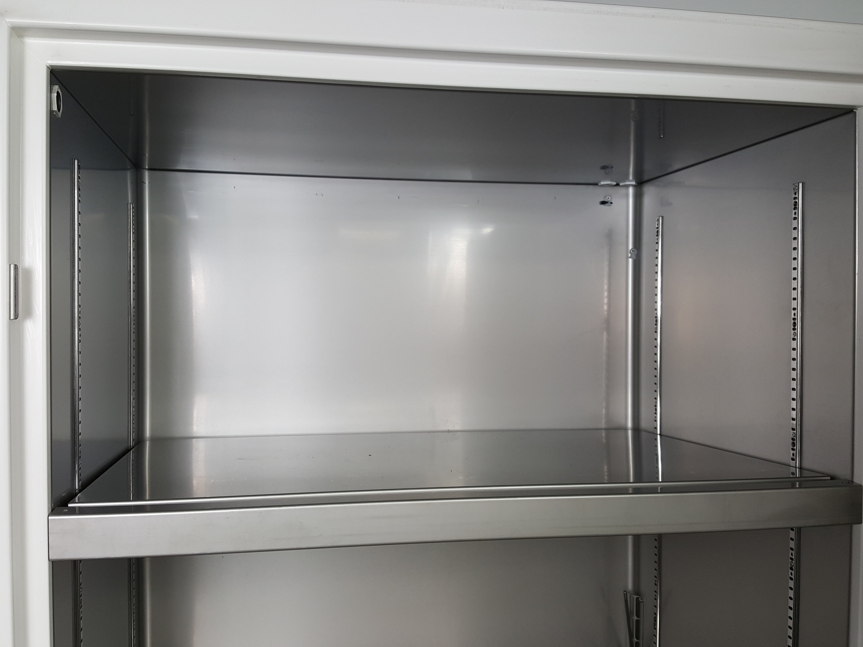 Image of New Brunswick Scientific Ultra Low Temperature Freezer U725 -86