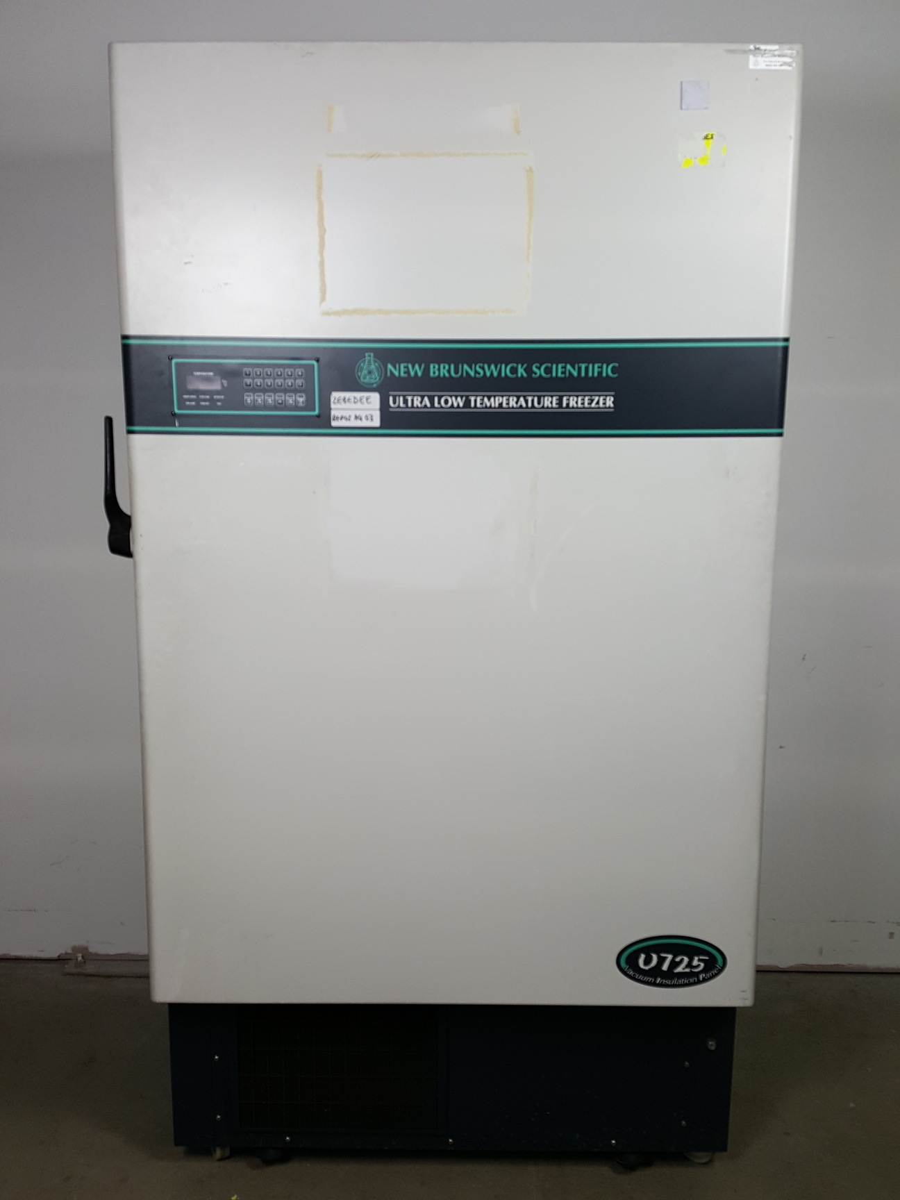 Image of New Brunswick Scientific Ultra Low Temperature Freezer U725 -86