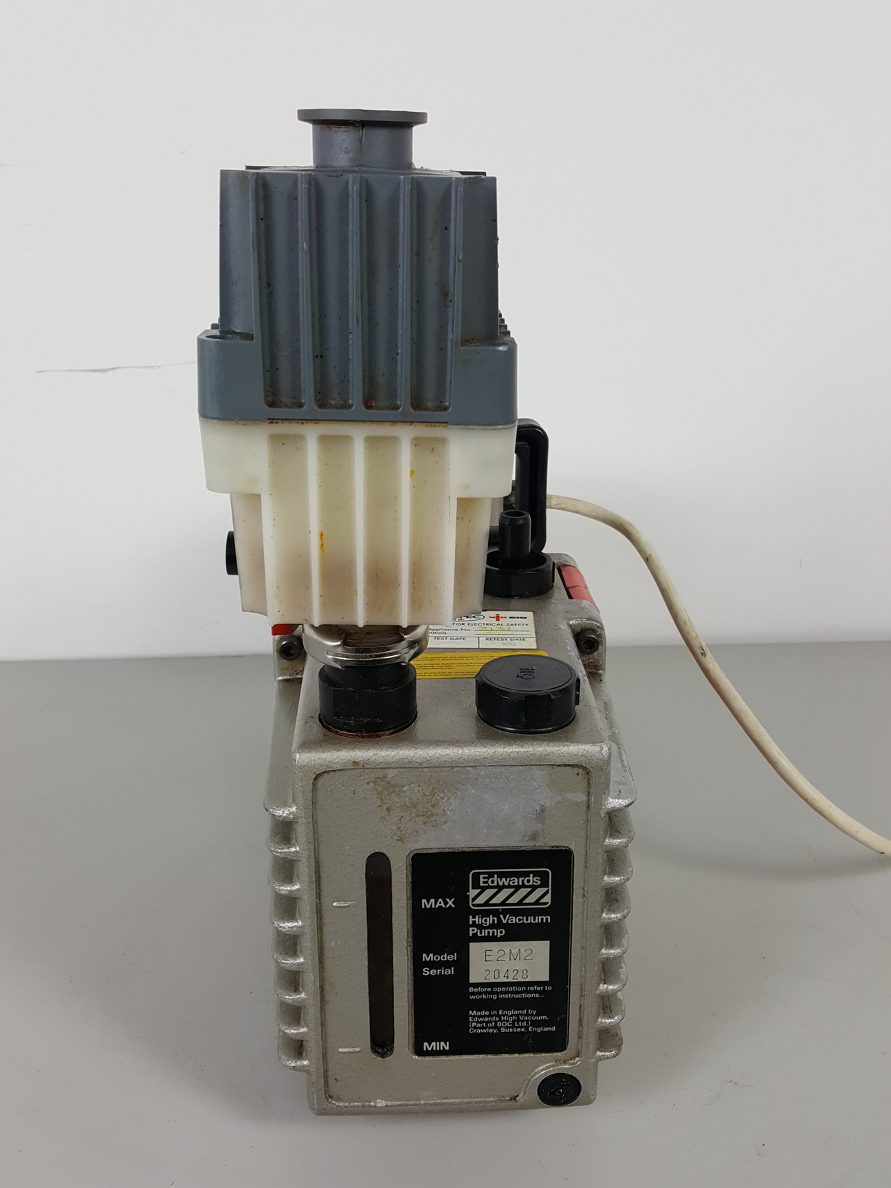Edwards E2M2 High Vacuum Pump with Filter Model Lab
