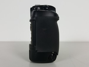 Thumbnail image of NIKON D1 X 5.47 Megapixel SLR Digital Camera