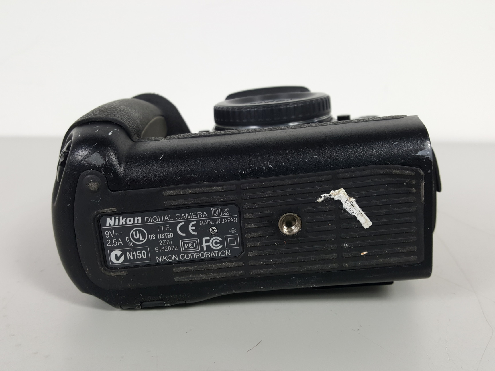 Image of NIKON D1 X 5.47 Megapixel SLR Digital Camera