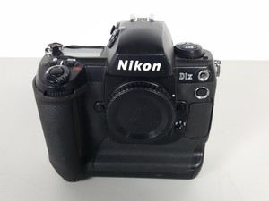 Thumbnail image of NIKON D1 X 5.47 Megapixel SLR Digital Camera
