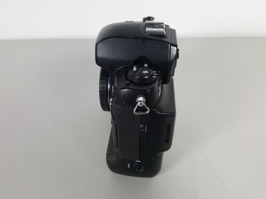Thumbnail image of NIKON D1 X 5.47 Megapixel SLR Digital Camera