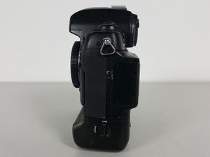 Thumbnail image of NIKON D1 X 5.47 Megapixel SLR Digital Camera