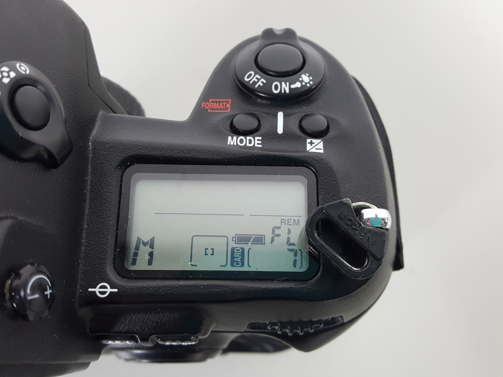 Image of NIKON D1 X 5.47 Megapixel SLR Digital Camera