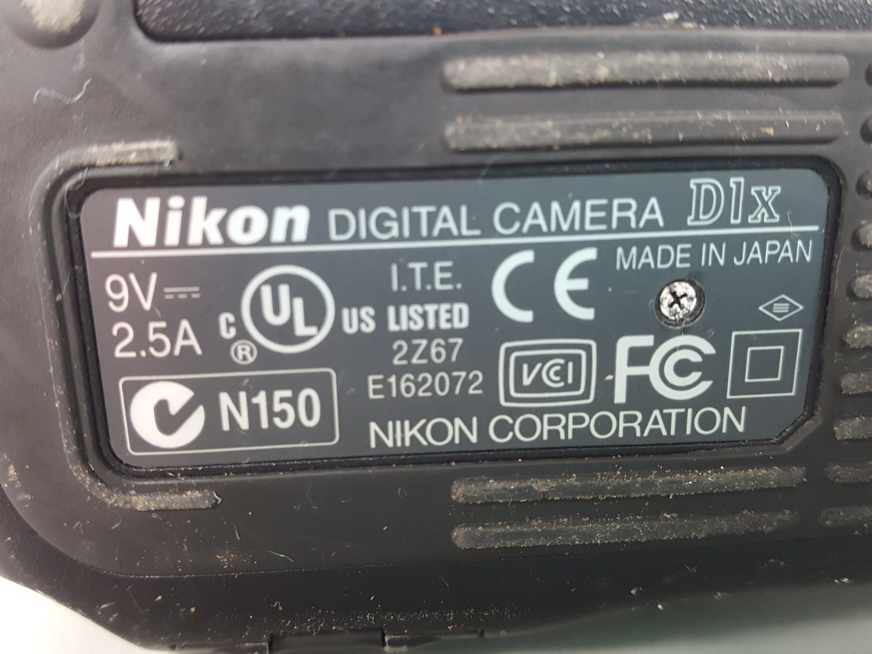 Image of NIKON D1 X 5.47 Megapixel SLR Digital Camera