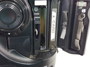 Thumbnail image of NIKON D1 X 5.47 Megapixel SLR Digital Camera