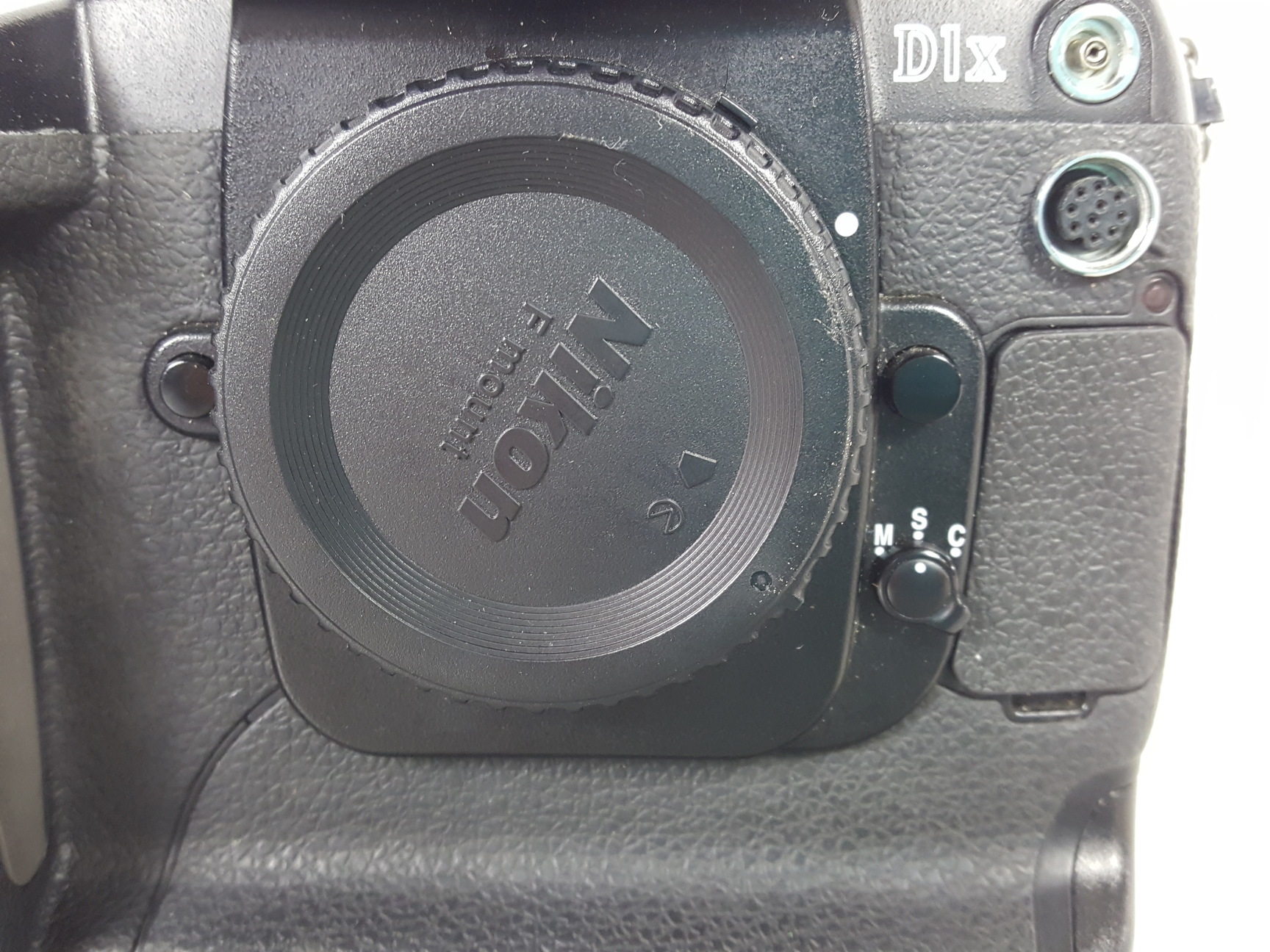 Image of NIKON D1X 5.47 Megapixel SLR Digital Camera