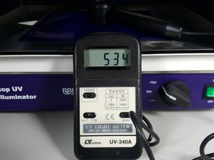 Thumbnail image of UVP MultiDoc-It 125 Imaging System with M-20V Transilluminator 97-0192-02 Lab