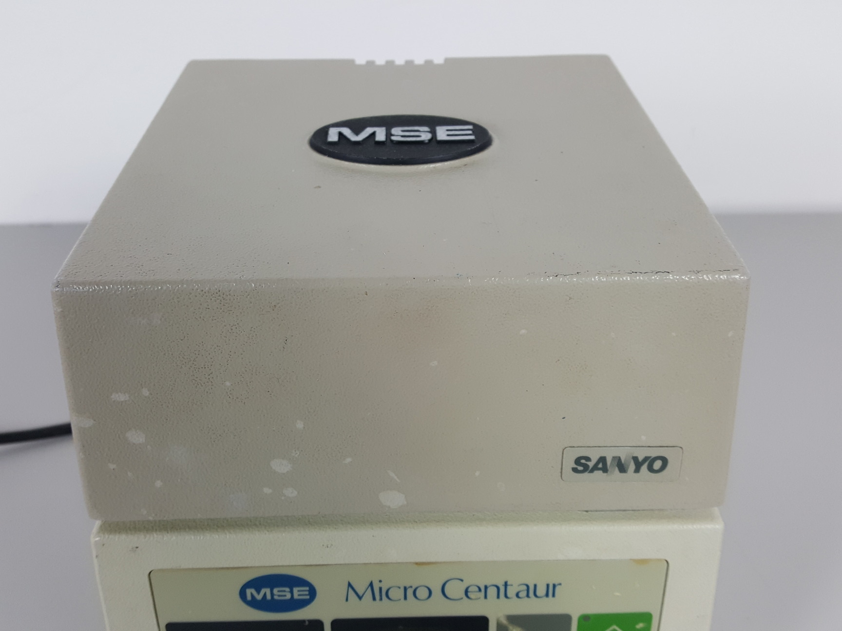 Image of Sanyo MSE Micro Centaur Centrifuge / Microcentrifuge MBS010.CX2.5 Lab