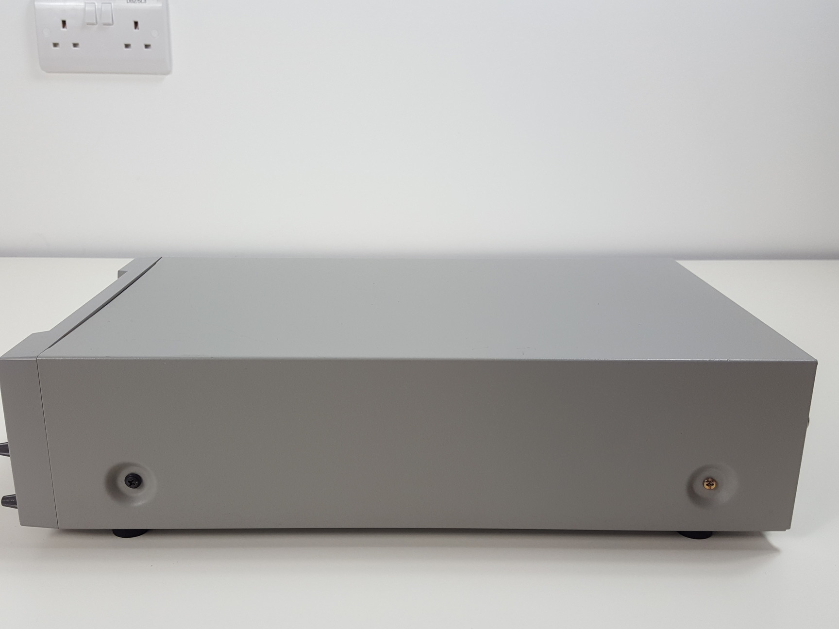 Image of Sony DVCAM DSR-25 Digital VideoCassette Recorder DV & Mini DV