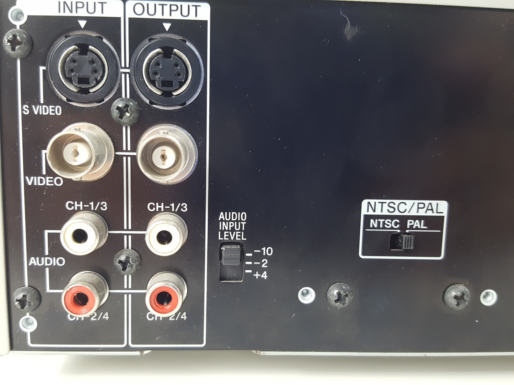 Image of Sony DVCAM DSR-25 Digital VideoCassette Recorder DV & Mini DV