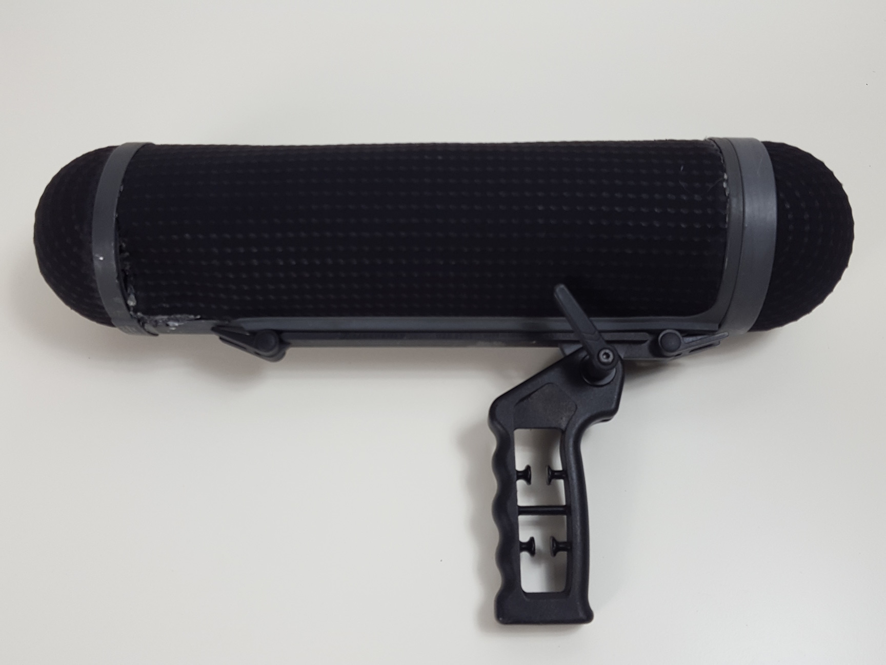 Image of Sennheiser MZW 60-1 Microphone Wind Shield Blimp & MZS 20-1