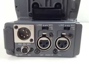 Thumbnail image of Sony DSR-250P Digital Video Camera w/ DXF-801CE Electronic Viewfinder