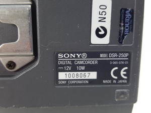 Thumbnail image of Sony DSR-250P Digital Video Camera w/ DXF-801CE Electronic Viewfinder