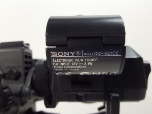 Thumbnail image of Sony DVCAM DSR500WSP Digital Camcorder w/ DXF-801CE Electronic View Finder